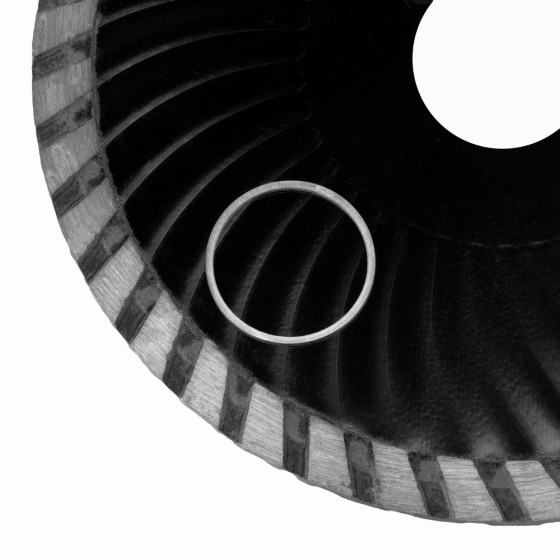 Диск алмазный, отрезной Turbo, 125 х 22.2 мм, сухая резка Sparta 731195 Диск алмазный, отрезной Turbo, 125 х 22.2 мм, сухая резка Sparta 731195
