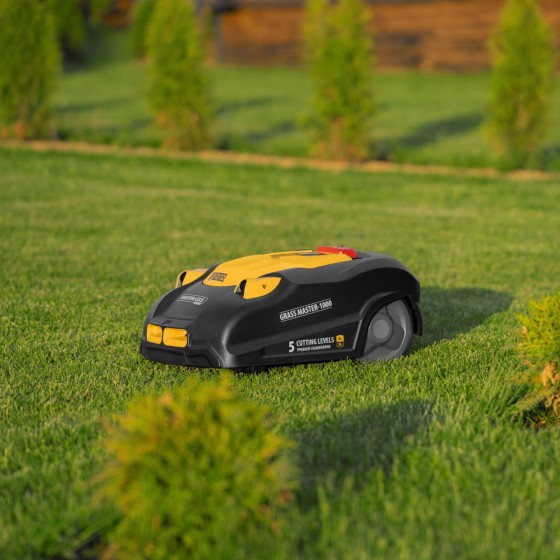 Робот-газонокосилка Grass Master 1000 1000м², 3Ач, 28V, LCD дисплей, Denzel 58955 Робот-газонокосилка Grass Master 1000 1000м², 3Ач, 28V, LCD дисплей, Denzel 58955