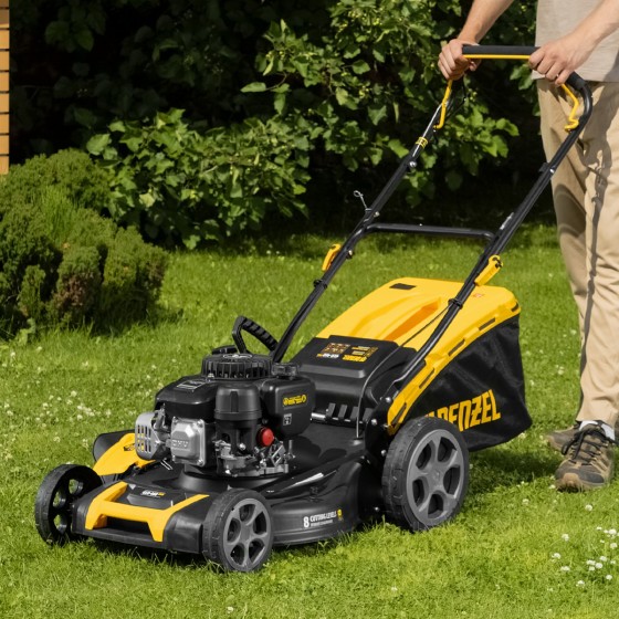 Газонокосилка бензиновая GLR-460SP-ZS, 149 см3, ширина 46 см, привод, травосборник 65 л Denzel 58824 Газонокосилка бензиновая GLR-460SP-ZS, 149 см3, ширина 46 см, привод, травосборник 65 л Denzel 58824