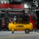 Компрессор воздушный рем. привод BCV 4000-T/100, 4,0 кВт, 100 литров, 690 л/мин Denzel 58117 Компрессор воздушный рем. привод BCV 4000-T/100, 4,0 кВт, 100 литров, 690 л/мин Denzel 58117