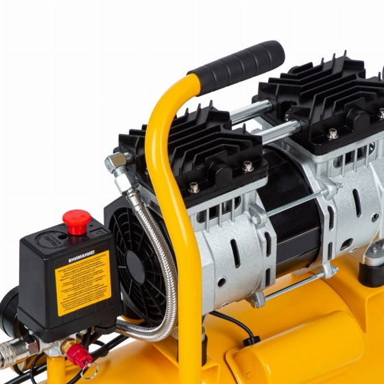 Компрессор DLS650/10 безмаслянный малошумный 650 Вт, 120 л/мин, ресивер 10 л Denzel 58021 Компрессор DLS650/10 безмаслянный малошумный 650 Вт, 120 л/мин, ресивер 10 л Denzel 58021