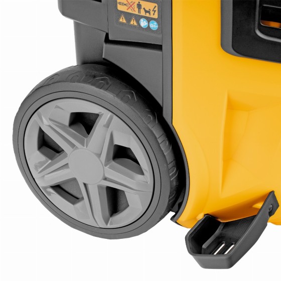 Моечная машина высокого давления R-180, 2200 Вт, 180 бар, 380 л/ч, колесная Denzel 58238 Моечная машина высокого давления R-180, 2200 Вт, 180 бар, 380 л/ч, колесная Denzel 58238