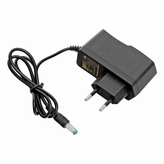 Лазерный уровень мультипризменный DLV-360-3T, 30 м, зеленый луч, Li-Ion 2,4 Aч, штатив // Denzel 350805 Лазерный уровень мультипризменный DLV-360-3T, 30 м, зеленый луч, Li-Ion 2,4 Aч, штатив // Denzel 350805