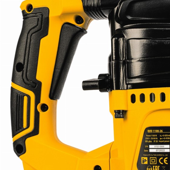 Перфоратор электрический RHV-1100-26, SDS-plus, 1100 Вт, 4 Дж, 3 режима Denzel 26610 Перфоратор электрический RHV-1100-26, SDS-plus, 1100 Вт, 4 Дж, 3 режима Denzel 26610