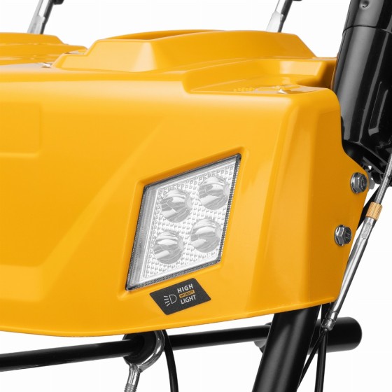 Бензиновая снегоуборочная машина SBM 610DT PRO, 212cc, гусеницы, эл.старт, блок. дифф. Denzel 97657 Бензиновая снегоуборочная машина SBM 610DT PRO, 212cc, гусеницы, эл.старт, блок. дифф. Denzel 97657