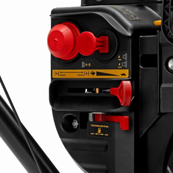 Бензиновая снегоуборочная машина SBM 610S PRO, 212 cc, электростартер, фара, обогрев Denzel 97654 Бензиновая снегоуборочная машина SBM 610S PRO, 212 cc, электростартер, фара, обогрев Denzel 97654