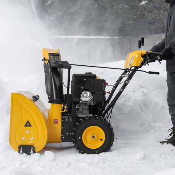Бензиновая снегоуборочная машина SBL 711D PRO, 302cc, эл.старт, фара, обогрев, блок. дифф. Denzel 97655 Бензиновая снегоуборочная машина SBL 711D PRO, 302cc, эл.старт, фара, обогрев, блок. дифф. Denzel 97655