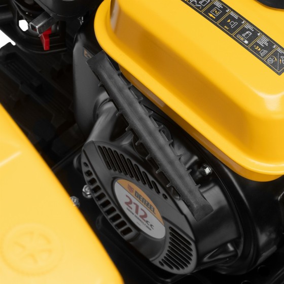 Бензиновая снегоуборочная машина SBM 610DT PRO, 212cc, гусеницы, эл.старт, блок. дифф. Denzel 97657 Бензиновая снегоуборочная машина SBM 610DT PRO, 212cc, гусеницы, эл.старт, блок. дифф. Denzel 97657