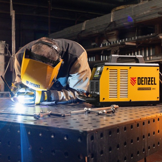 Аппарат инвертор. аргонодуговой сварки ITIG-200 DС Pulse Cold Weld, 200 А, ПВ 60% Denzel 94329
