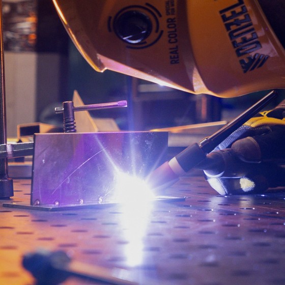 Аппарат инвертор. аргонодуговой сварки ITIG-200 DС Pulse Cold Weld, 200 А, ПВ 60% Denzel 94329
