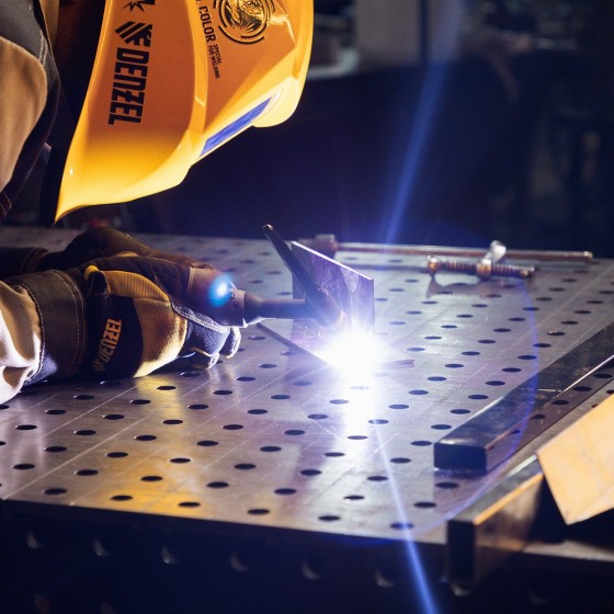 Аппарат инвертор. аргонодуговой сварки ITIG-200 DС Pulse Cold Weld, 200 А, ПВ 60% Denzel 94329